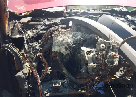 2010 Chevrolet Tahoe Ltz из США, поврежденный, VIN 1GNUKCE02AR217592